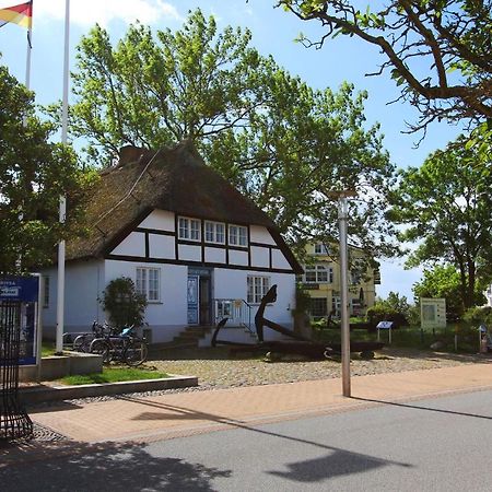 Meeresblick Residenzen FeWo 17, inklusive Sauna und Schwimmbadnutzung im AHOI Sellin Goehren  Exterior foto