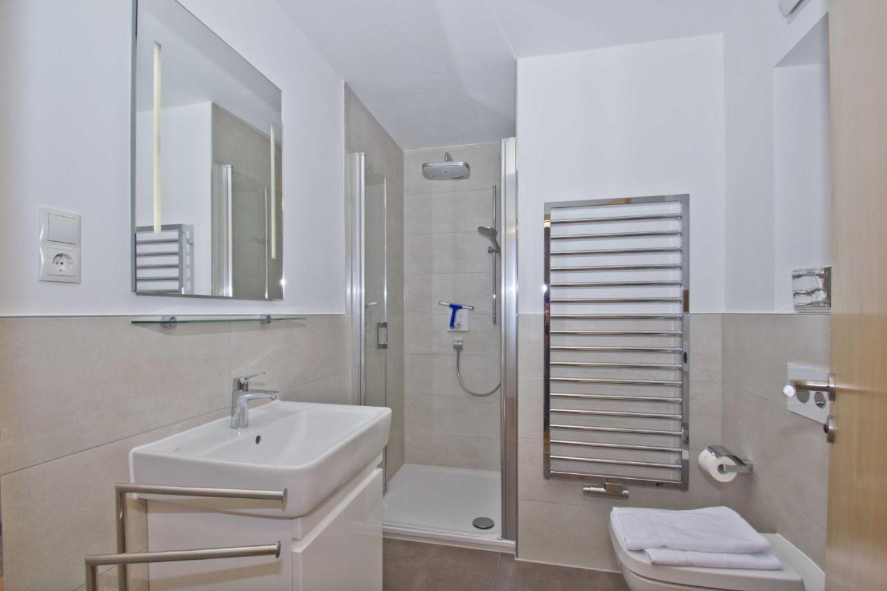 Meeresblick Residenzen FeWo 17, inklusive Sauna und Schwimmbadnutzung im AHOI Sellin Goehren  Exterior foto